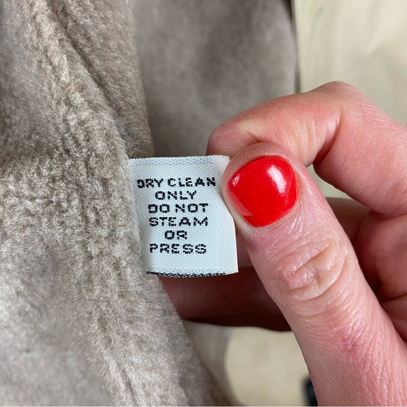 London Fog Beige Maincoat - Picture 7 of 7